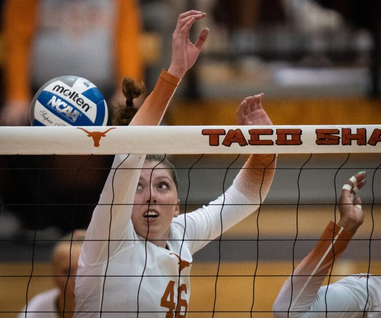 Texas Volleyball loses first home opener since 2000 to Stanford in a sweep