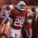 No. 4 Texas awakens late, beats Wyoming 31-10