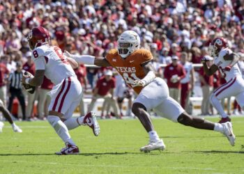 Longhorns lead Big 12 with Five Players Selected to Lombardi Award Watch List