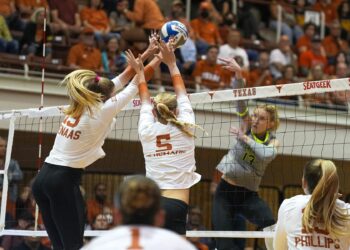 In #5 Texas versus #20 Baylor, the Longhorns are victorious after two rocky starts