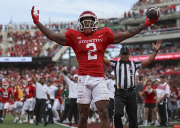 Longhorns receive commitment from University of Houston transfer WR Matthew Golden