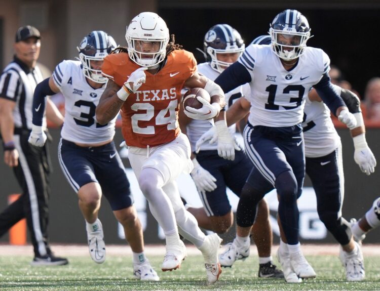 Texas RB Jonathon Brooks named finalist for the Earl Campbell Tyler Rose Award