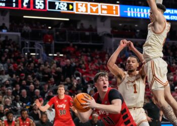 How to watch, listen to No. 25 Texas Longhorns vs. West Virginia Mountaineers