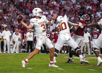 Quinn Ewers named to Maxwell Award preseason watch list