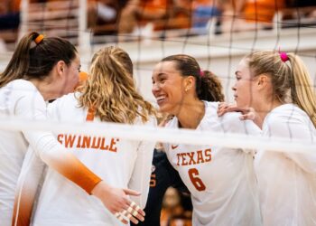 On the road, No. 8 Texas Longhorn Volleyball defeats Texas A&M Aggies in SEC debut