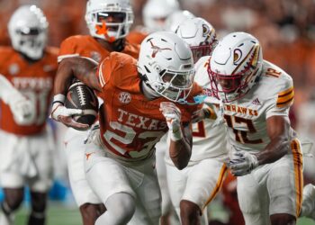 X-factors to watch in Texas’ game against Mississippi State [VIDEO]