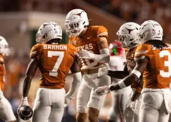 Game Preview: No. 3 Texas vs Kentucky