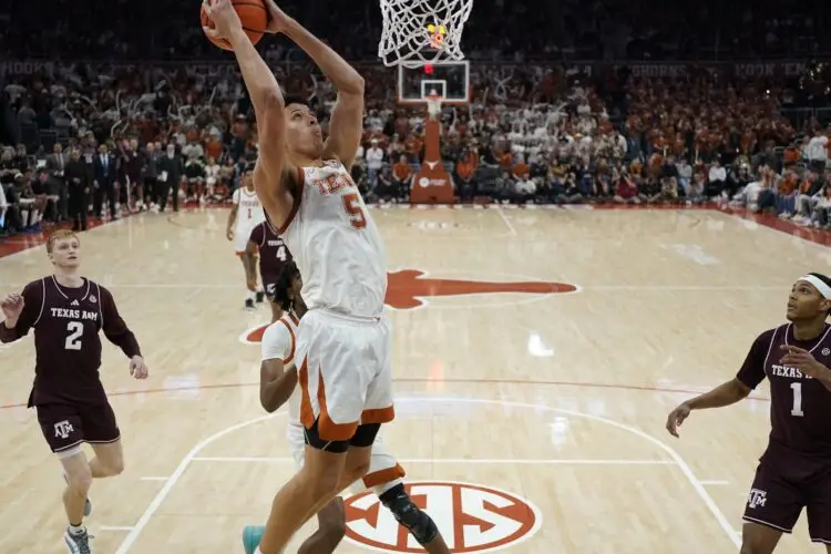 Jan 25, 2025; Austin, Texas, USA; Texas Longhorns 05 forward Kadin Shedrick (5) goes up to dunk during the second half against the Texas A&M Aggies at Moody Center. Mandatory Credit: Scott Wachter-Imagn Images