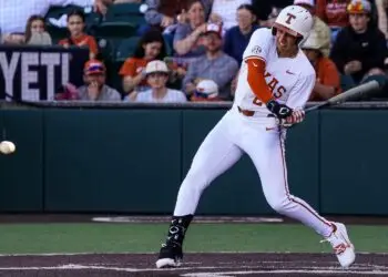 Baseball drops opener 4-3 to Louisville in Shriners College Showdown