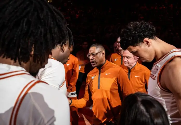 Texas Longhorns head coach Rodney Terry speaks to his team as the Texas Longhorns prepare to take on the Crimson Tide at the Moody Center, Feb. 11, 2025. Photo: Sara Diggins/American-Statesman / USA TODAY NETWORK via Imagn Images