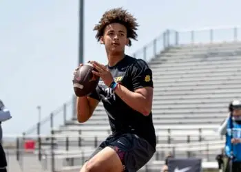 Texas Commit Dia Bell Earns Spot in Elite 11 Finals