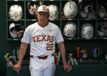 Tuesday Delight: No. 1 Longhorns topple Prairie View A&M 11-2