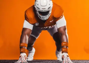 4-Star Defensive Lineman Dylan Berymon commits to Longhorns