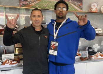 Breaking Down the Commitment: 5-Star Edge Richard Wesley Chooses Texas