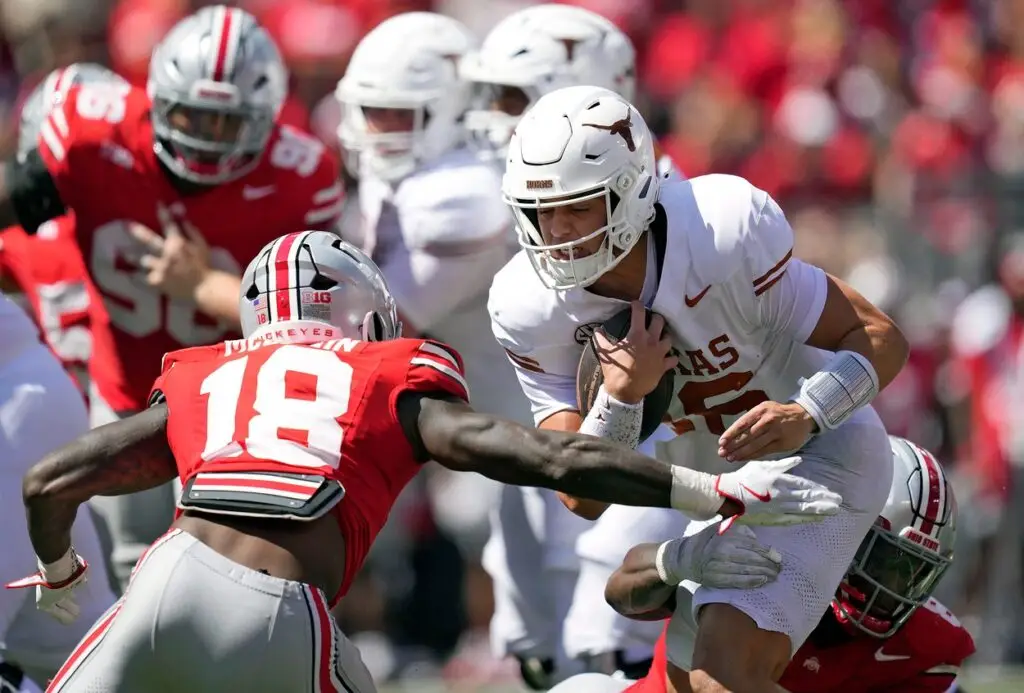 Manning, Goosby earn SEC weekly honors after Ohio State comeback