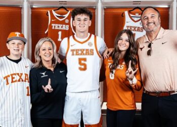 2026 F Bo Ogden Commits to Texas