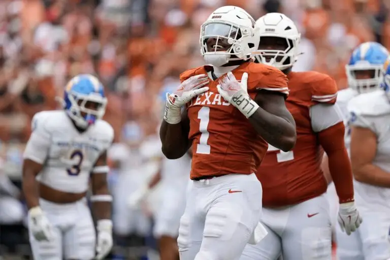 Texas Leads Nation With Four Players on Walter Camp Player of the Year Watch List