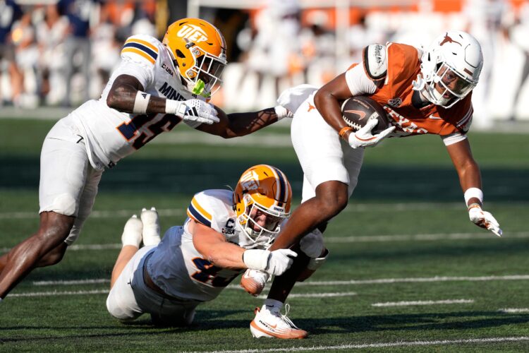 Game Preview: Sam Houston State vs. No.8 Texas