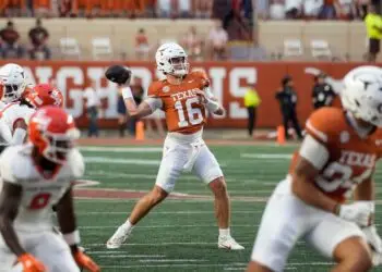 Arch Manning Answers Critics with Five-Touchdown Performance in No. 8 Texas’ Rout of Sam Houston
