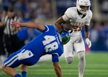 Ryan Niblett Giving Texas Major Returns