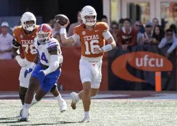 Staff Predictions: No. 9 Texas Longhorns @ Florida Gators