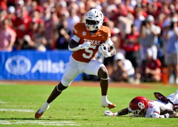 VIDEO: X-Factors to watch in Texas’ game against Mississippi State
