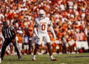 Texas Linebacker Anthony Hill Jr. Declares for the NFL Draft