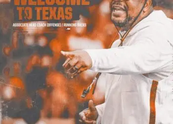 Texas hires former Florida RB coach Jabbar Juluke