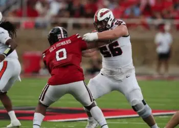 Longhorns receive commitment from former Oregon State OL Dylan Sikorski