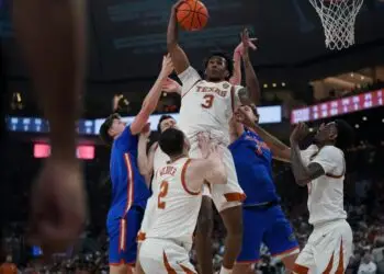 Lone Star Showdown Preview: Texas Longhorns @ Texas A&M Aggies