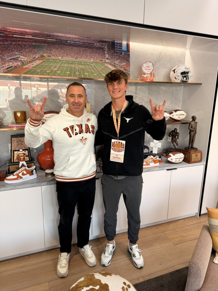 2027 QB Ty Knutson commits to Texas