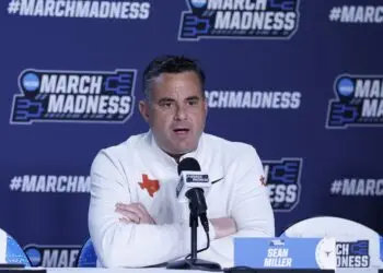 Play-In Preview: Texas vs North Carolina State