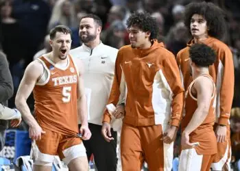 Texas Pulls Off the Upset: Longhorns Outlast Gonzaga, Reach Sweet 16