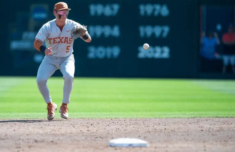 No. 2 Texas Storms Back with Six-Run Sixth to Down Texas State, 10-8