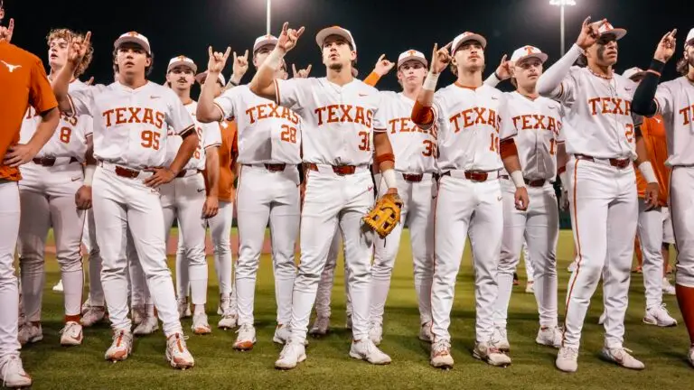 Preview: No. 4 Texas Returns Home to Host No. 11 Alabama in Critical SEC Series