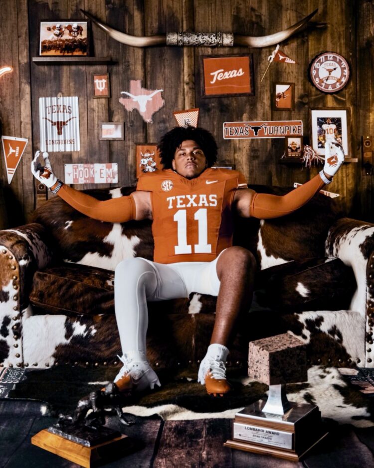 Four-Star Defensive Lineman Tyler Alexander Commits to Texas