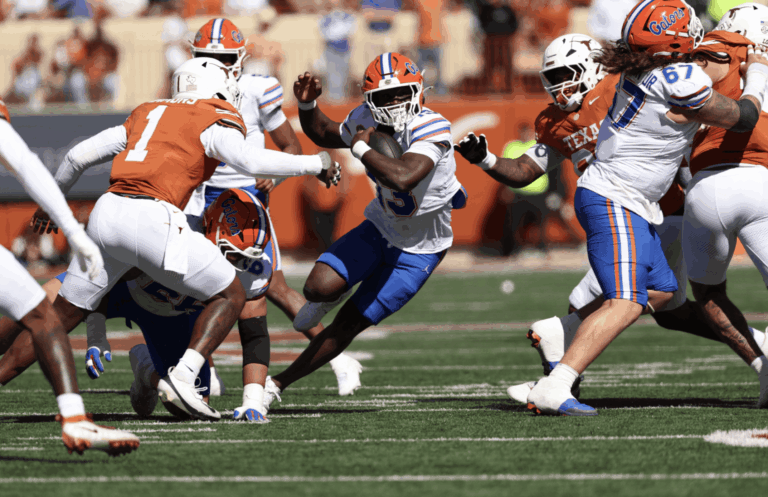 Florida Hands No. 7 Texas Second Straight Loss in 27-24 Comeback
