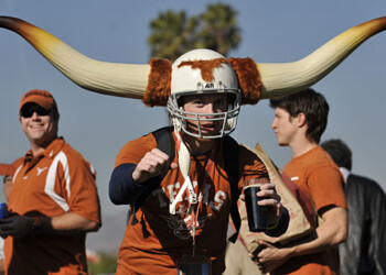 Ringing the carillon