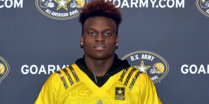 Longhorns flip LSU commit Erick Fowler