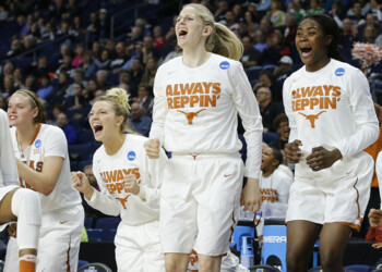 Women's Basketball to face UCONN in Elite 8