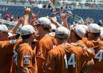 Texas baseball begins 3-game series with Kansas State on Friday