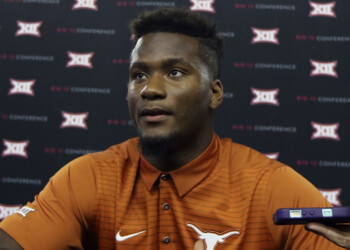 Longhorns name team captains for upcoming football season
