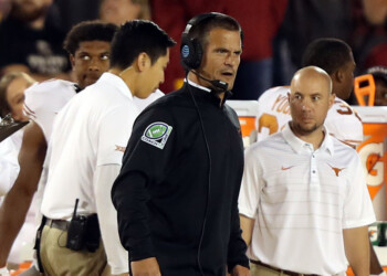 Quotables and Notables: Longhorns beat Iowa State 17-7 on the road