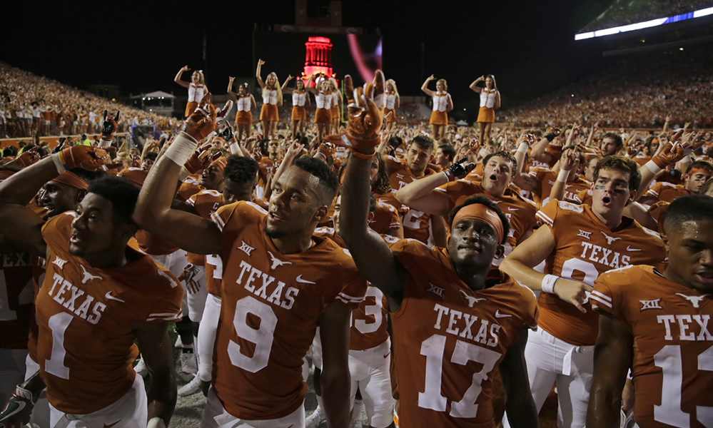 Sights from the Texas win over Kansas State