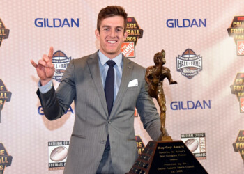 Michael Dickson named 2017 Ray Guy Award Winner