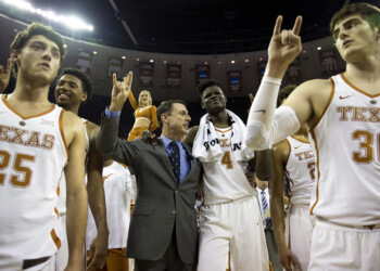 Bamba’s big night leads Texas past Alabama, 66-50