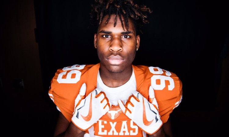 Texas Lands 3-Star Defensive Lineman T’Vondre Sweat