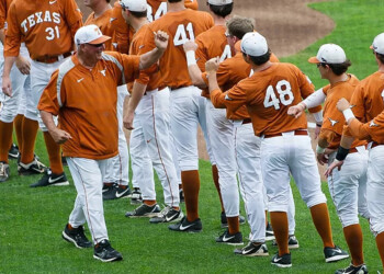 Former Texas Baseball coach Augie Garrido reportedly hospitalized