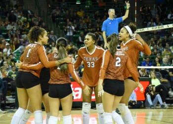 Point Texas:  #5 Texas Clinches Conference Title