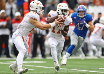 Longhorns leave Lawrence with 24-17 win over Kansas